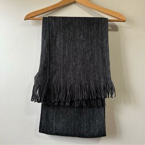 Apt. 9 Charcoal Gray Winter Knit Scarf Black Fringe NWT Minimalist Cabin